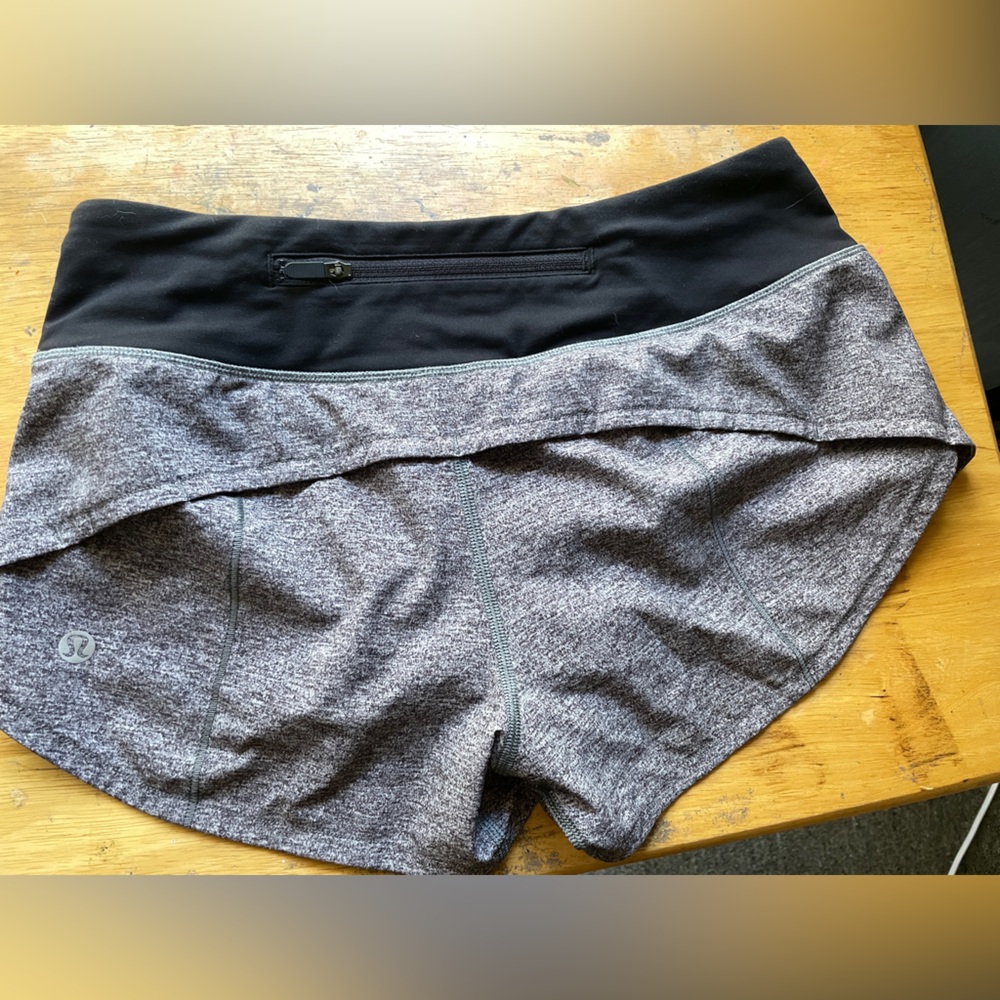 Lululemon Speed Up shorts